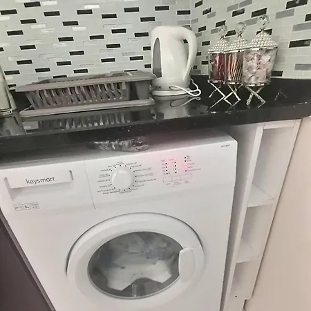 1 Bed W Balcony Sea Views & Roof Terrace