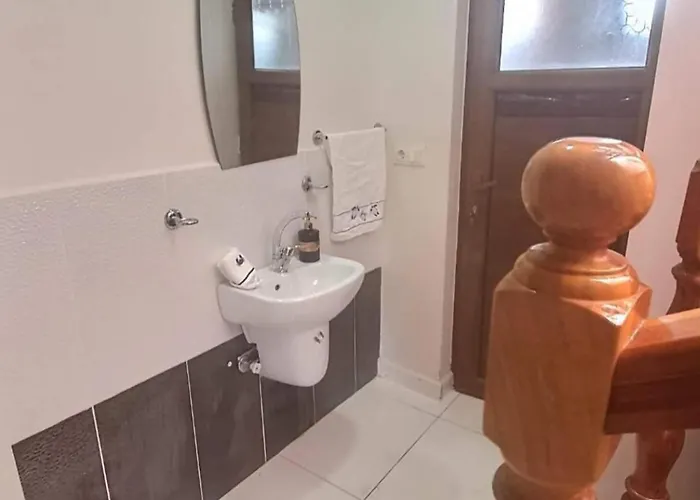 Lejlighed 1 Bed W Balcony Sea Views & Roof Terrace *