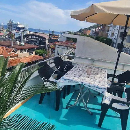 Apartment 1 Bed W Balcony Sea Views & Roof Terrace *